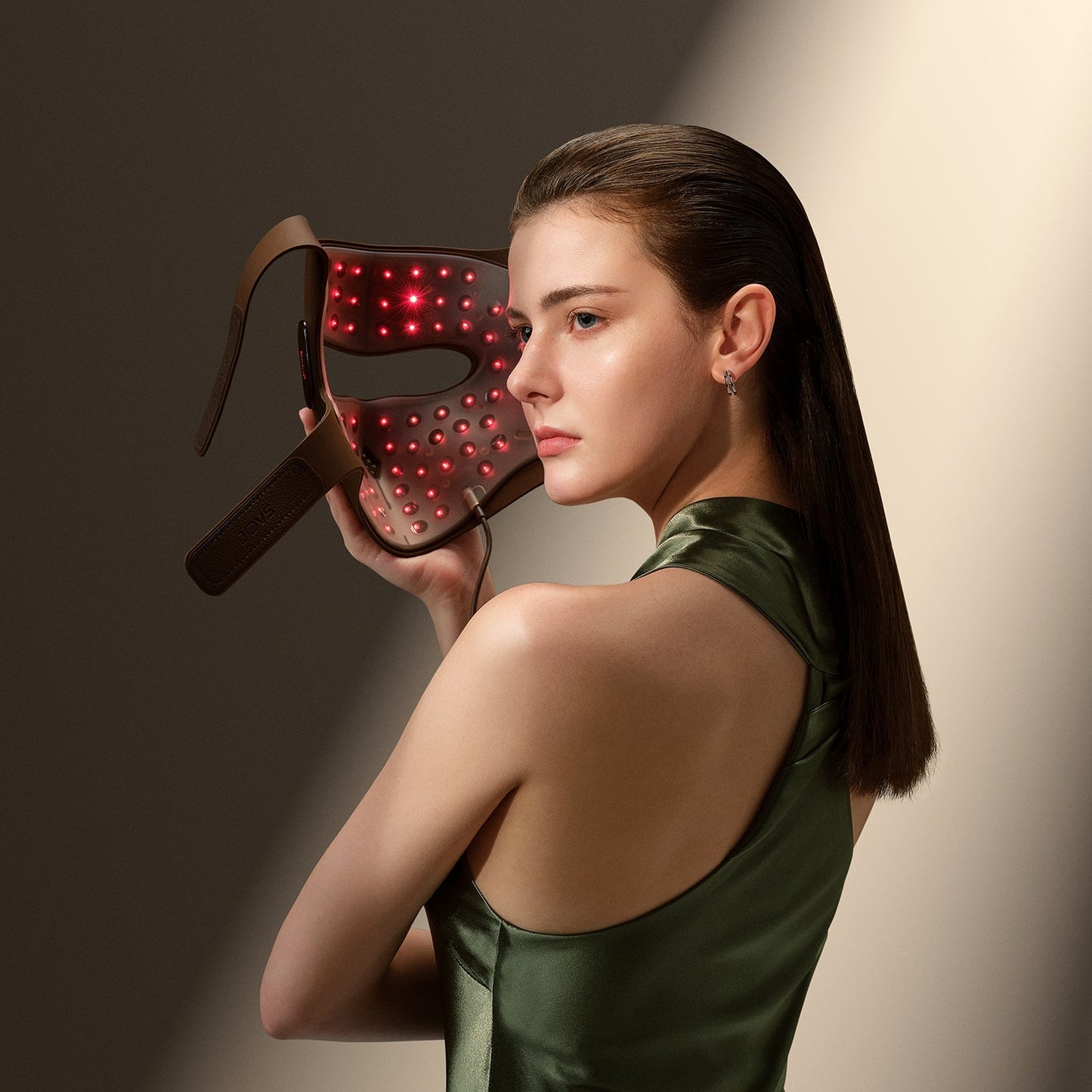 GlowMask LED Facial Mask - Red light therapy mask for anti-aging and skin rejuvenation