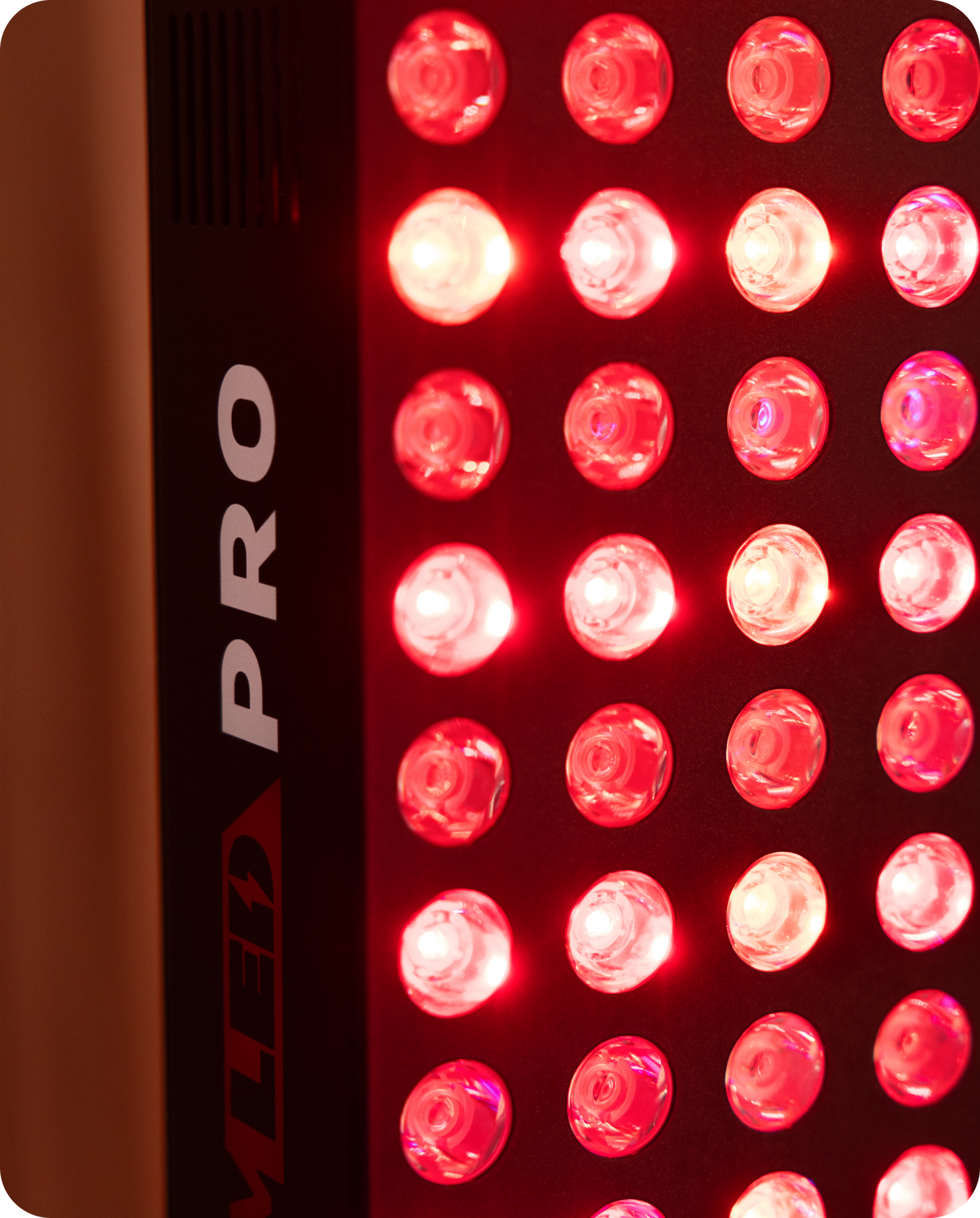 Red Light Therapy Panel Professional Full Body LED Pain Relief Anti-Aging Recovery Lifestyle